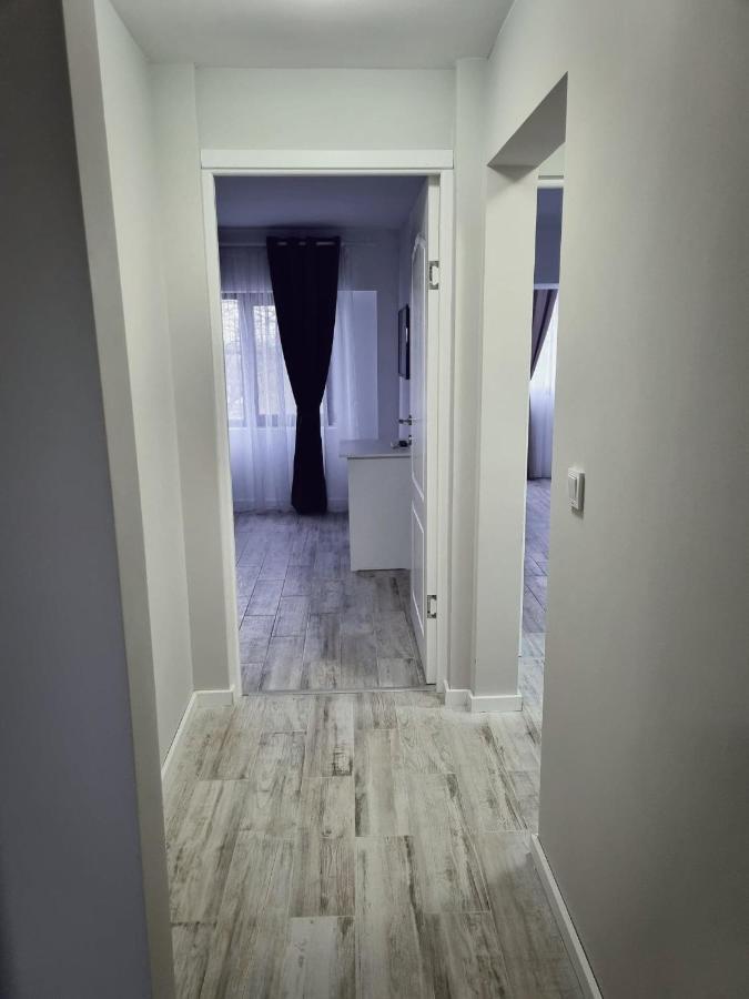 Luxurious Apartment With 3 Rooms And 2 Bathrooms In Corabia Exterior foto